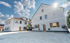 Burghof Apartments Hoyerswerda